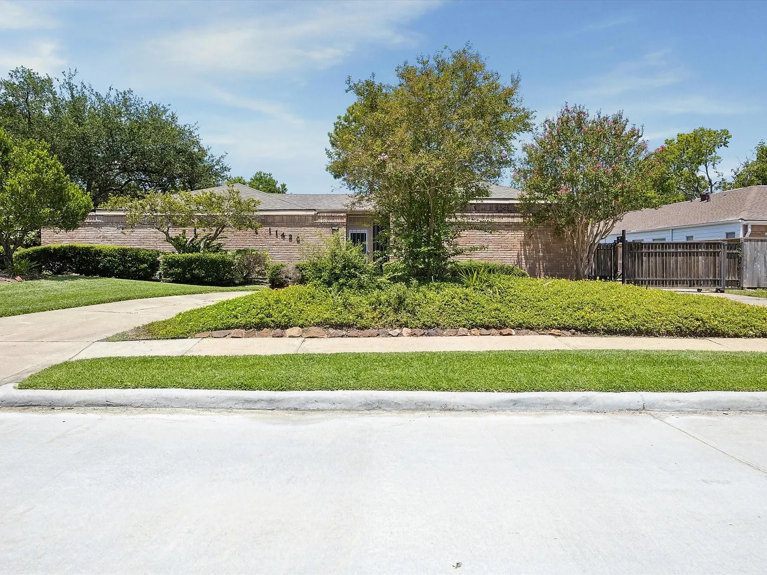 3 bed, 2.5 bath, $2,900 — Photo 3