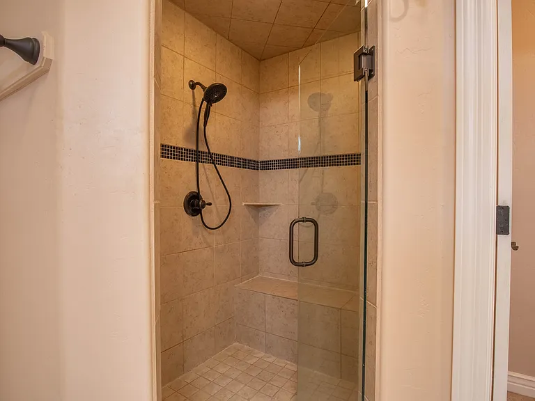 4210 Harp Ct #1 — Photo 28