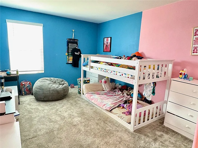 12686 Alveda St — Photo 27