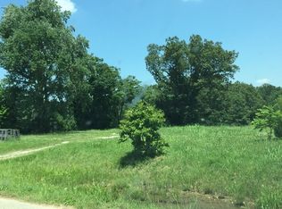 934 E Outer Rd, Poplar Bluff, MO 63901