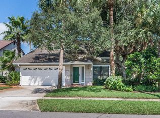 277 15th St, Atlantic Beach, FL 32233