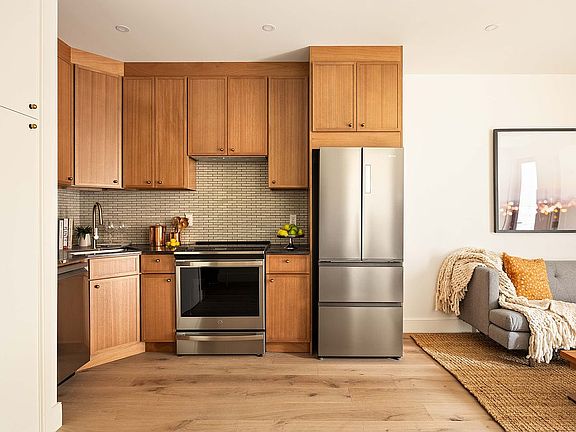3rd image of 269 Bainbridge St #2B