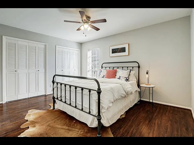 1909 Brun St #7 — Photo 4