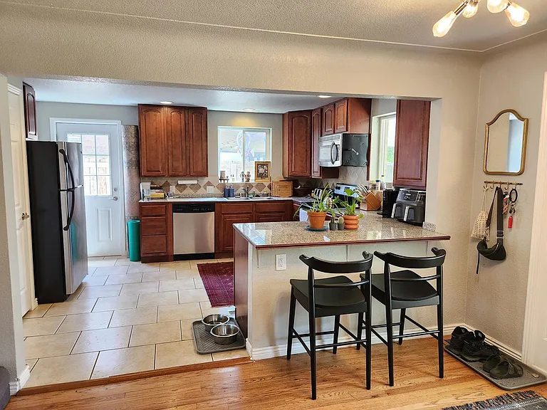 5520 E Thrill Pl — Photo 6