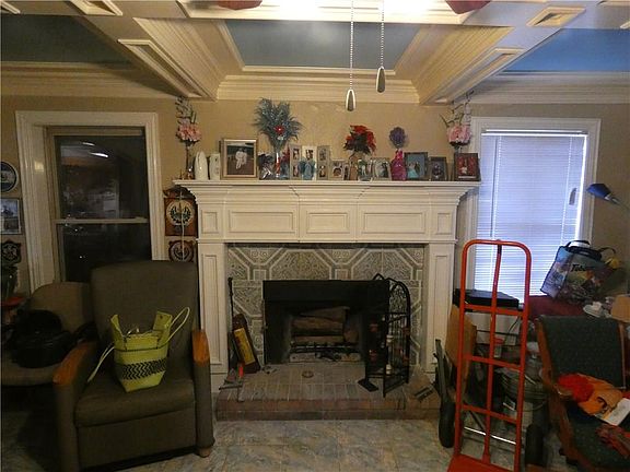 3rd image of 1353 Belinda Ct