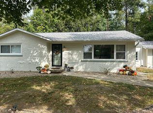 17982 State Park Rd, Petersburg, IL 62675