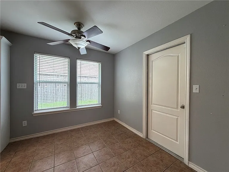 6629 Kodiak Dr — Photo 6