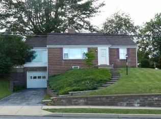 256 N Main St, Spring Grove, PA 17362