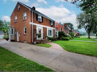 4481 W 214th St, Fairview Park, OH 44126