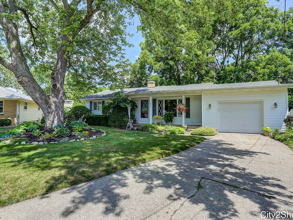 1st image of 4048 Lila St SW