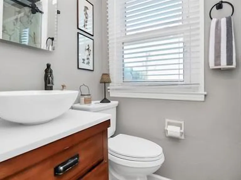 301 Red Roan Pl — Photo 9