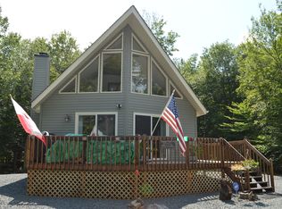 4124 Catawissa Dr, Pocono Lake, PA 18347