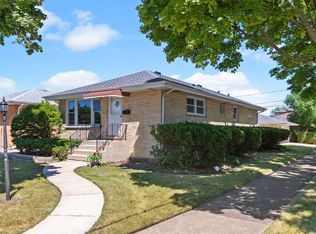 3701 N Hawthorne St, Schiller Park, IL 60176