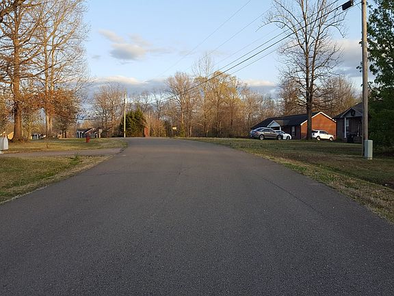 5th image of 448 River Oaks Dr