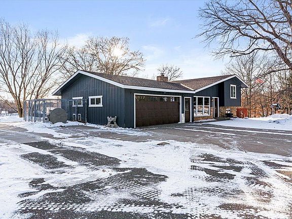 4th image of 15057 Mary Ln