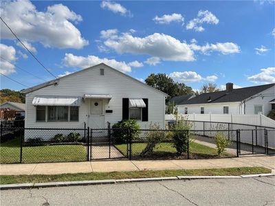 41 Kinfield St, Providence, RI, 02909