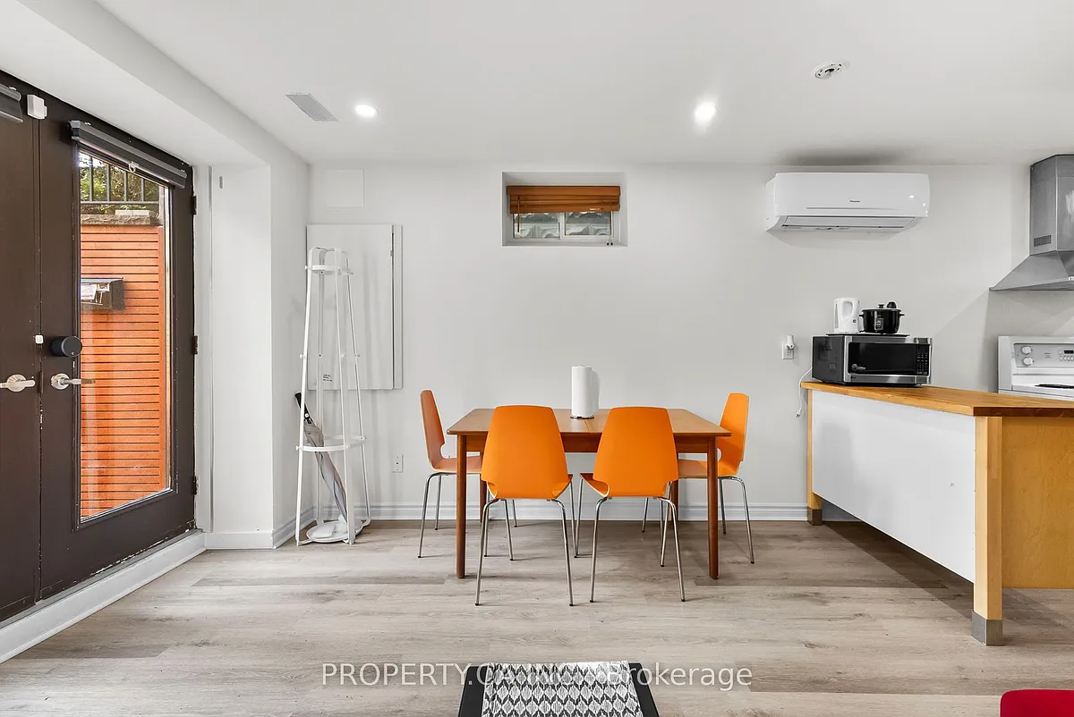 Building Photo - 14 Bellwoods Ave