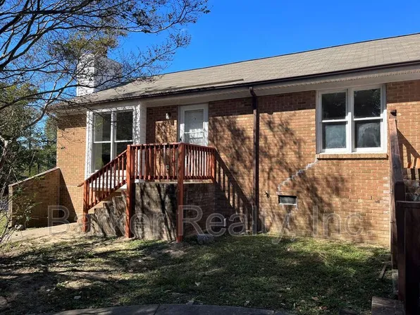 4608A Brockton Dr, Raleigh, NC 27604