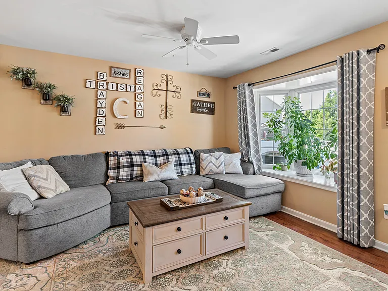 1819 Cassandra Dr #171 — Photo 9