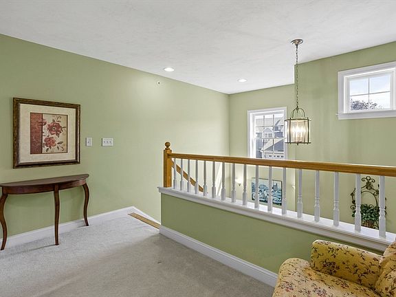4th image of 627 Devenwood Way Unit 627