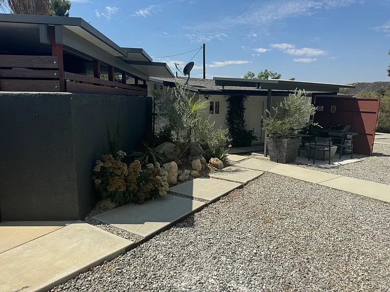 9462 Oak Glen Rd #A — Photo 15