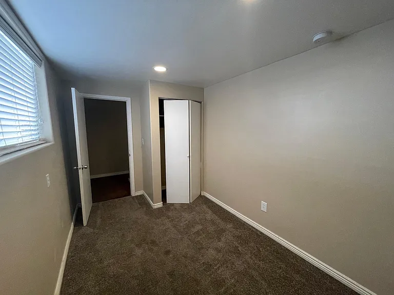 1645 E Parkway Ave — Photo 15
