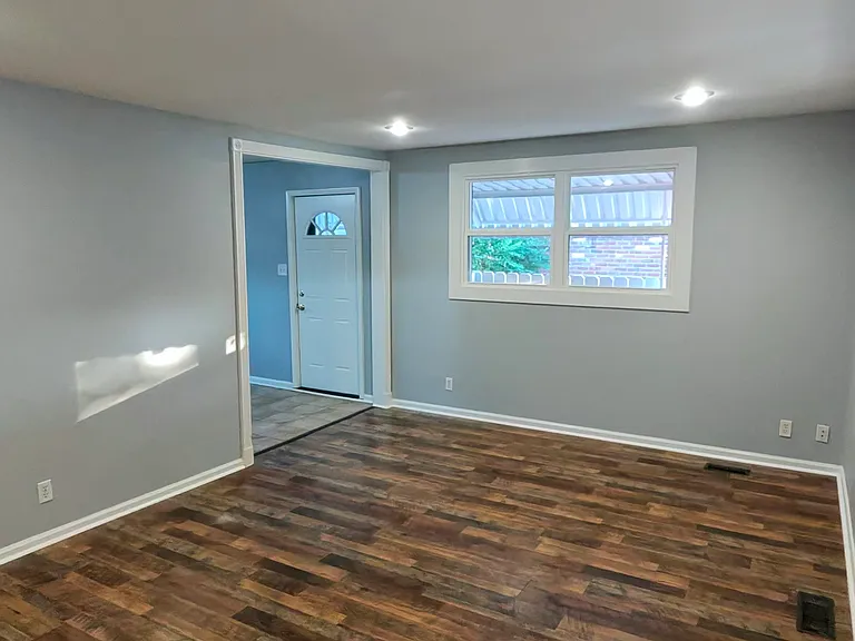 2222 Harrison St — Photo 7