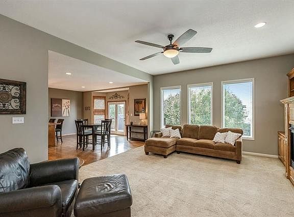 2nd image of 1004 SW Winter Creek Ct