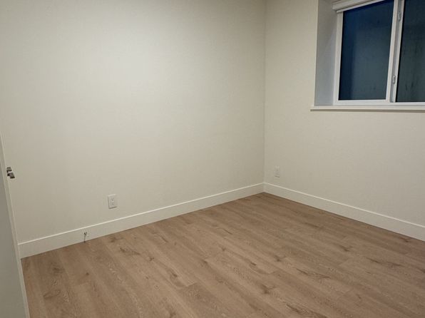 2 bedroom rental in West Vancouver — photo 13