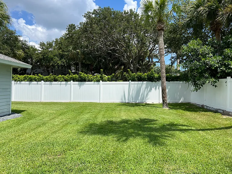 990 Windsong Way — Photo 33
