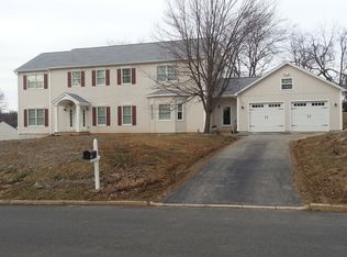 1255 Knollwood Dr, West Chester, PA 19380