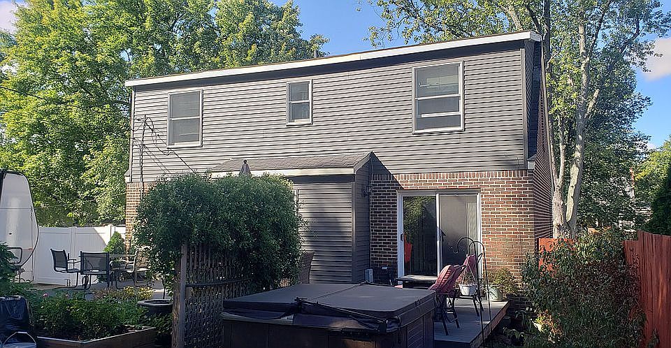 2nd image of 4418 Robinwood Ave
