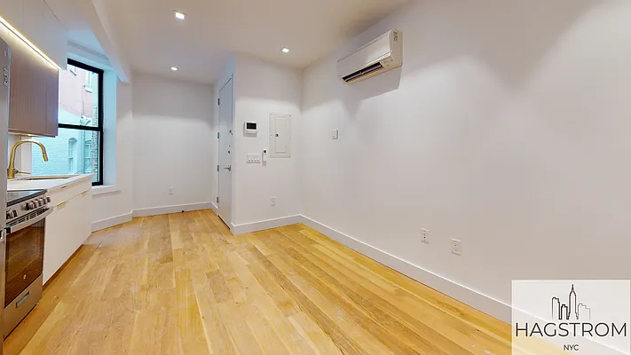 Rented by Hagstrom Management Inc | media 31