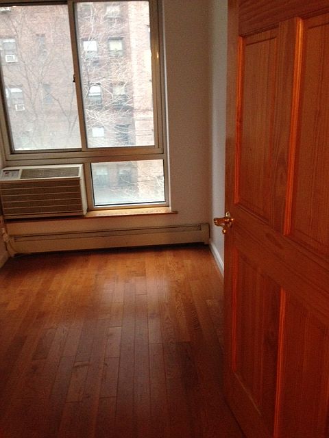 1st image of 11 Monroe St #4