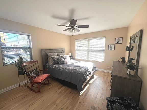 5th image of 615 W Saint Johns Pl