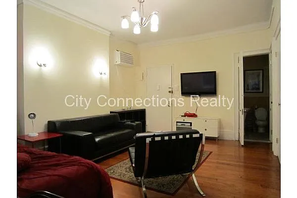 Rented by City Connections Realty | media 53