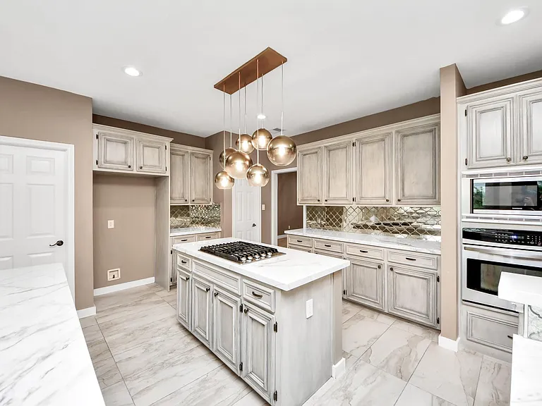 3210 Shadowwalk Dr — Photo 9