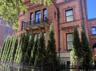 2466 N Lakeview Ave #3, Chicago, IL 60614