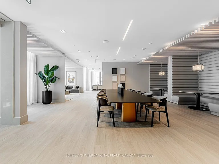 2020 Bathurst St #1221 — Photo 24