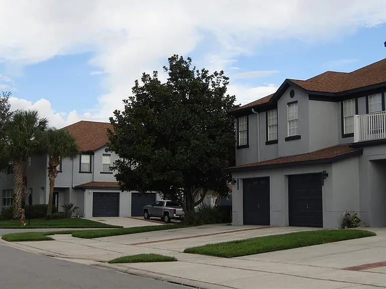 3108 Wentworth Ln — Photo 16