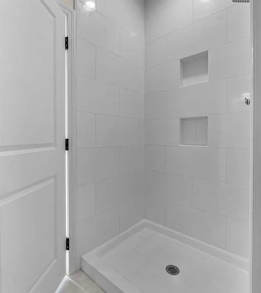 2640 Walden Blvd — Photo 8