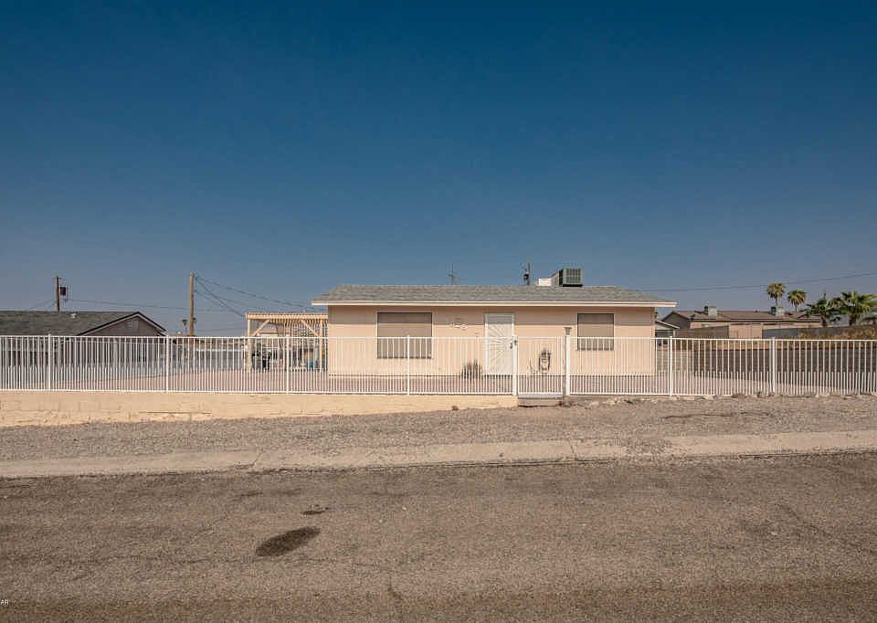 1st image of 3025 Sombrero Dr