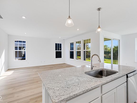 3rd image of 7408 Cella Ln