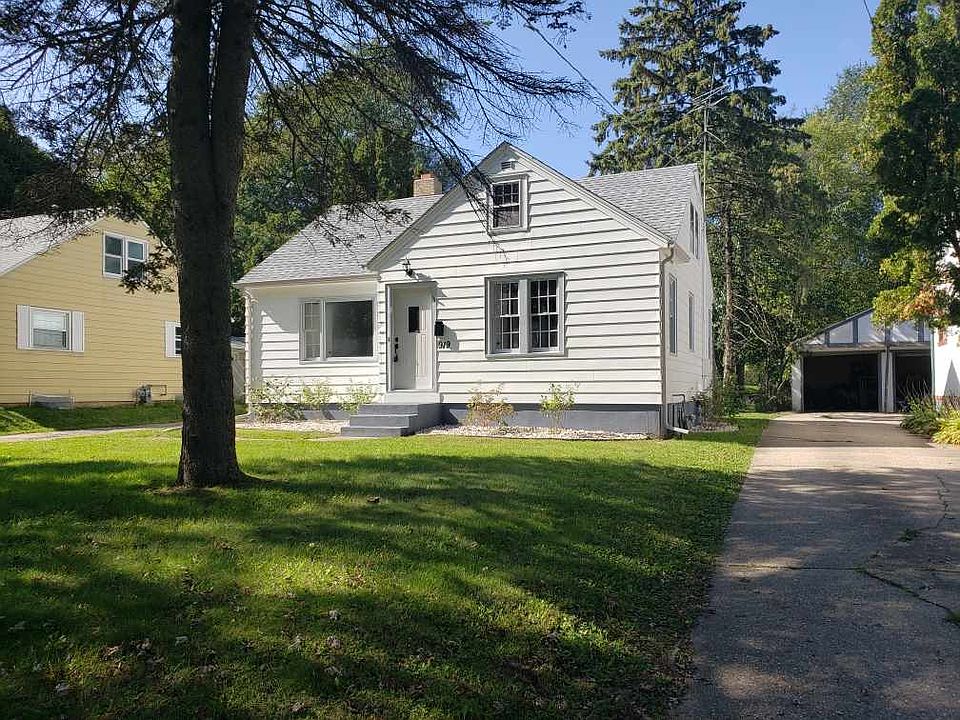 1st image of 919 Peter Ave