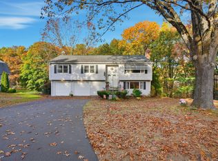 4 Woodland Hollow Street, Windsor Locks, CT 06096