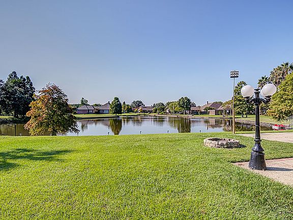 4th image of 38205 E Lakeview Dr