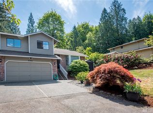 21931 SE 255th Pl, Maple Valley, WA 98038