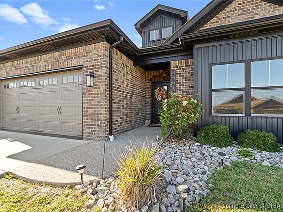 3rd image of 4495 Kestrel Court