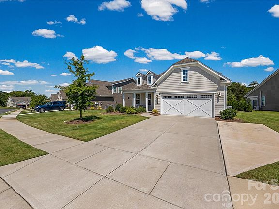 3rd image of 3029 Trace Meadow Ct