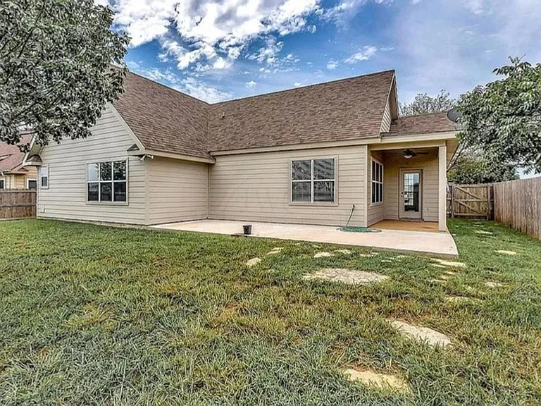 5305 Rimes Ranch Dr — Photo 20